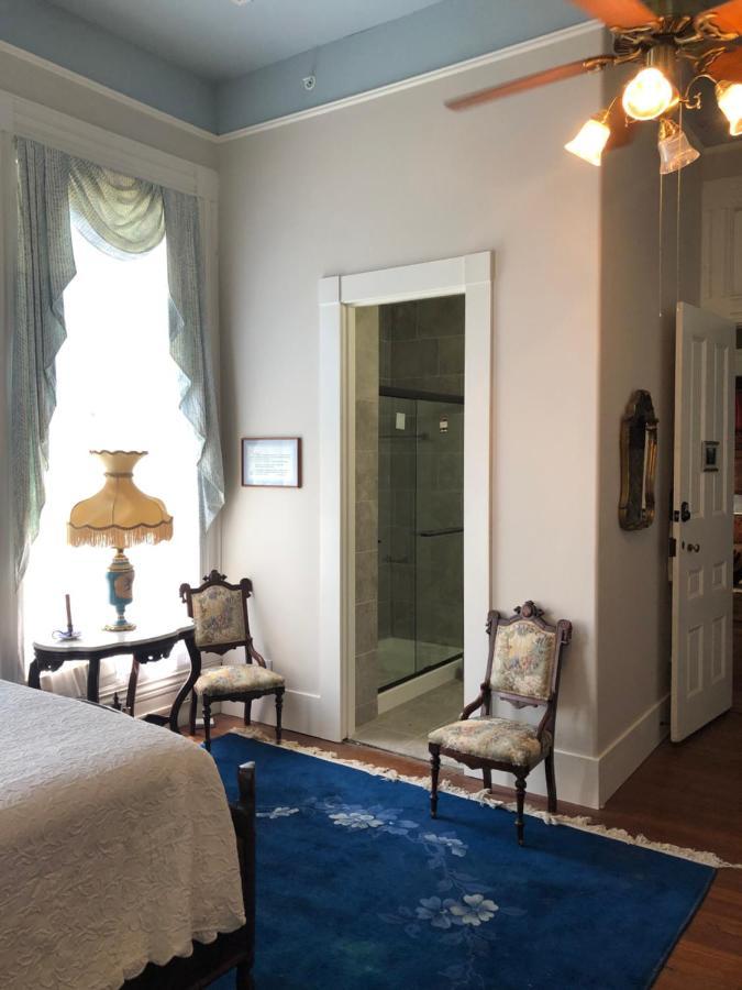 The Montgomery B&B Старквил Екстериор снимка