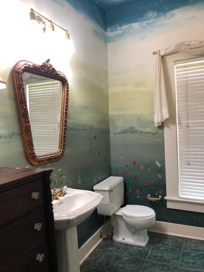 The Montgomery B&B Старквил Екстериор снимка